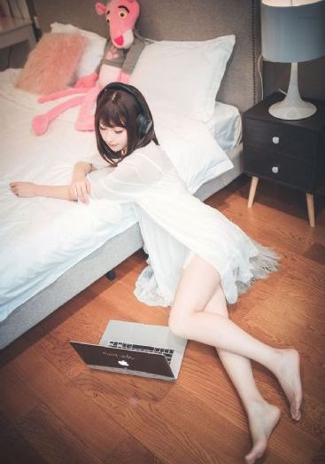 亚洲中文在线偷拍_蓝光电影在线观看
