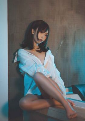 和死对头被C上瘾(H)校园_蓝光在线视频播放